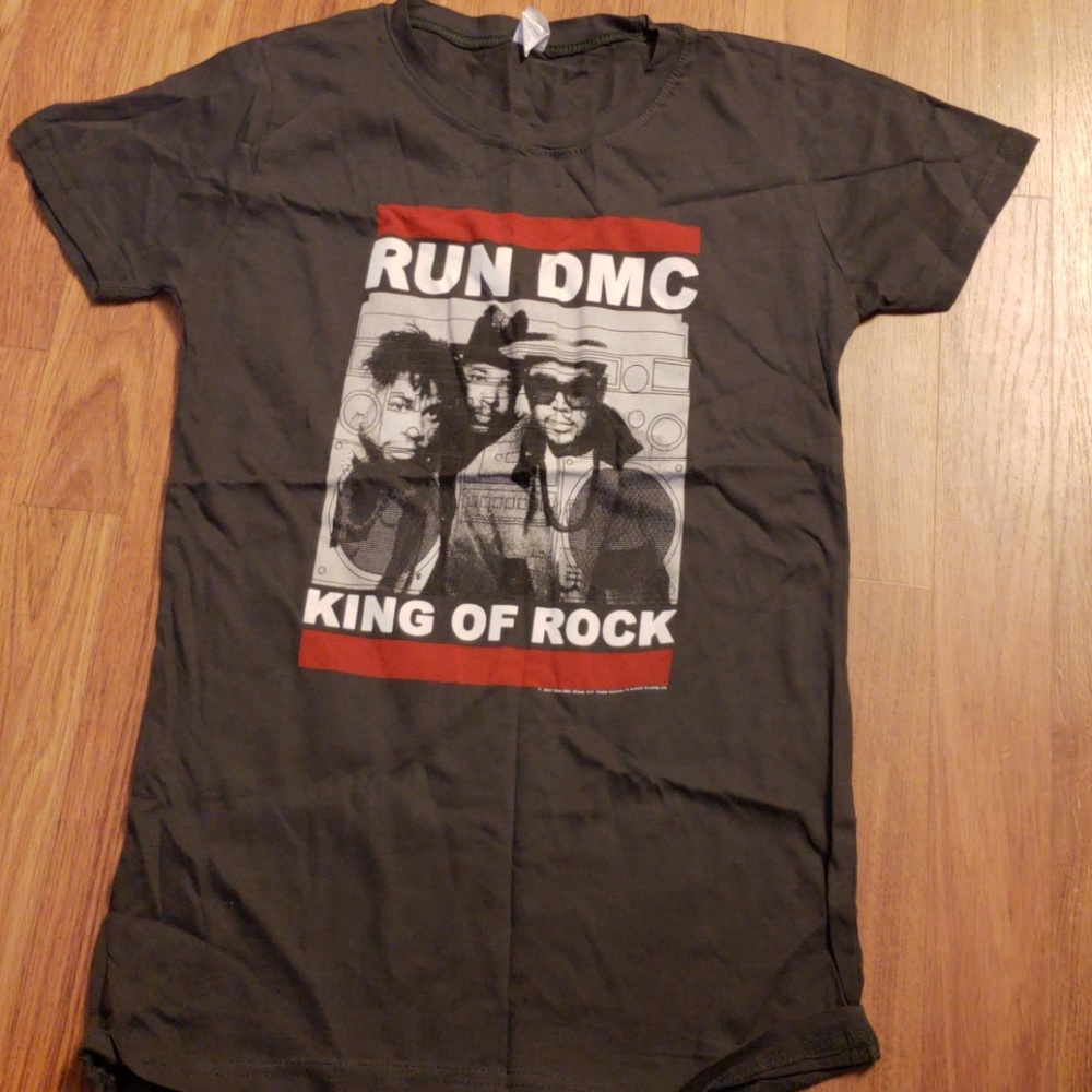 Juniors run dmc tee